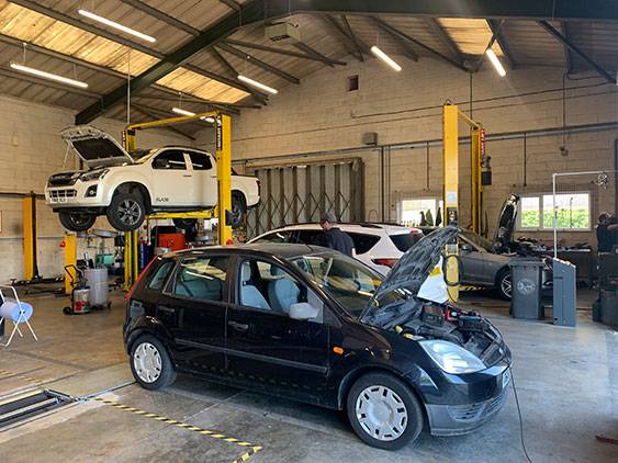 Car and Pickup Servicing at Dowleys