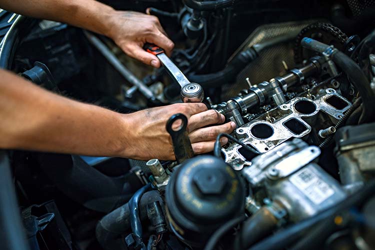 car-engine-repair-mechanics-oxfordshire.jpg